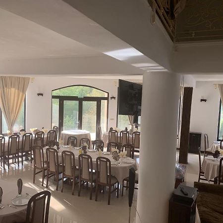 Hotel Pensiunea Medeea à Pestis Extérieur photo